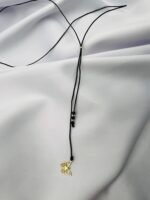 Chokere cu snur si pandantiv aur - fluture